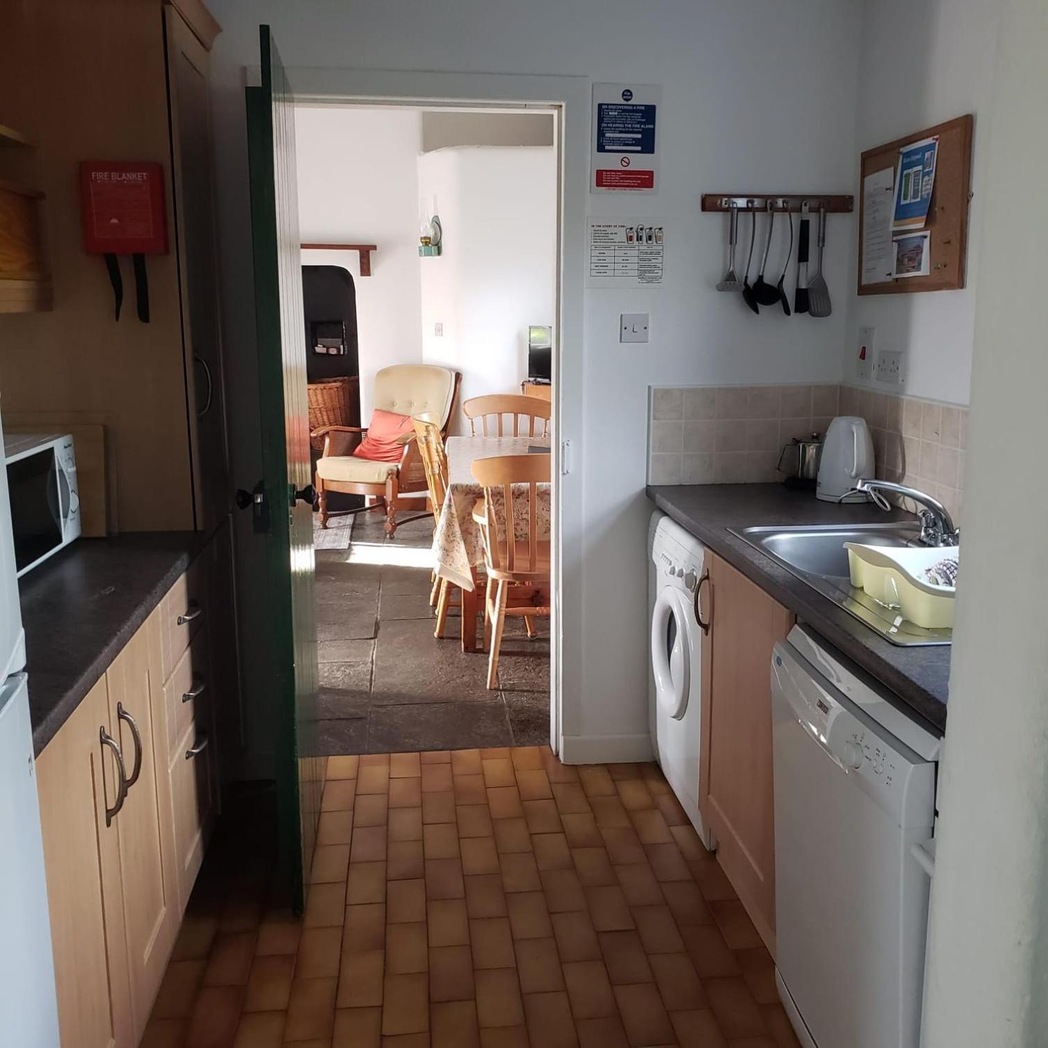 Louisburgh Cottages Bagian luar foto